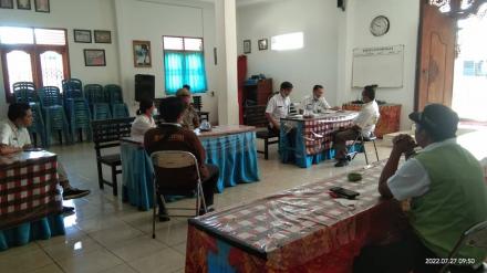 Kunjungan dari Satgas Kecamatan dan Kabupaten Buleleng terkait PMK