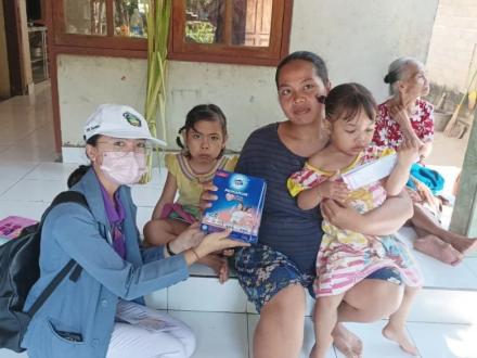 Kunjungan rumah ibu hamil di Wilayah Desa Bengkala oleh mahasiswa PKL