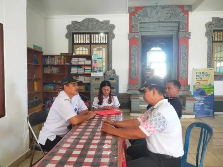 Monev dari Dinas Kebudayaan Kabupaten Buleleng kepada Dadya Ceblong Banjar Dinas Kajanan Desa Bengka