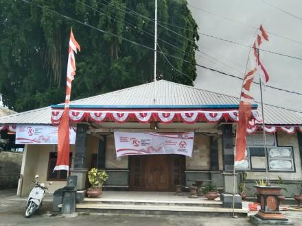 Pemasangan Bendera Merah Putih Serangkaian Menyemarakkan Hari Ulang Tahun Republik Indonesia ke-79