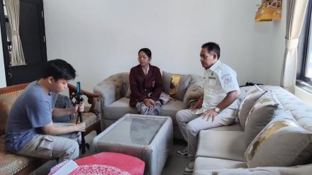 Wawancara Mahasiswa ISI Denpasar Dan Penyampaian Program Pengabdian Masyarakat Di SD N 2 Bengkala
